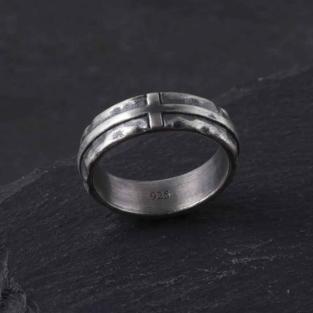 Engravable Antique 925 Sterling Silver Cross Ring, Symbol of Redemption, Shelter & Forgiving Love