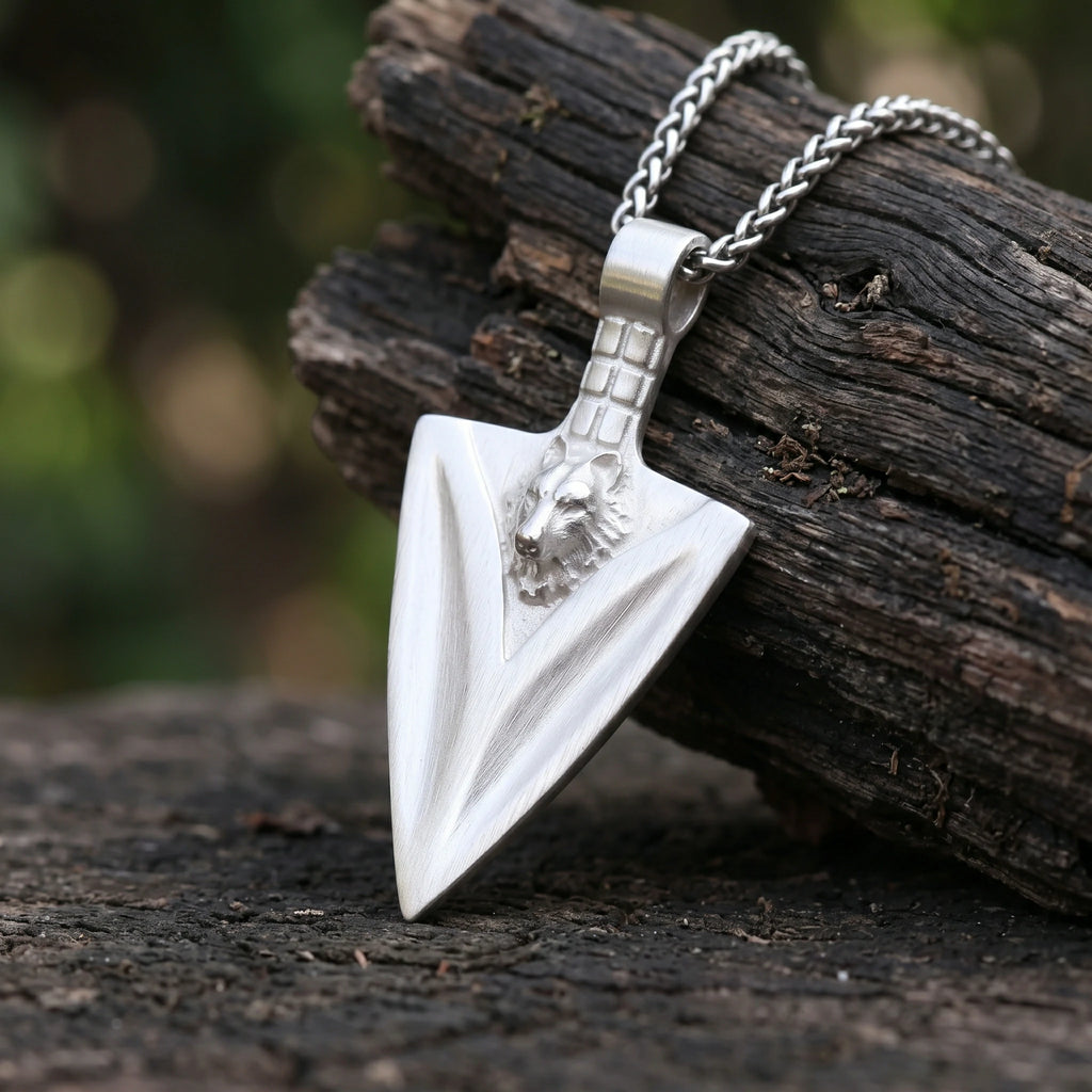 925 Sterling Silver Wolf Arrowhead Pendant Embodiment Of Wild Instinct And Fierce Focus