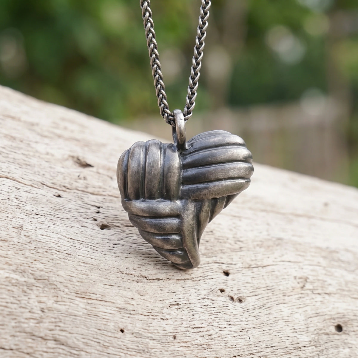 925 Sterling Silver Woven Heart Pendant Embracing Modern Love And Timeless Elegance