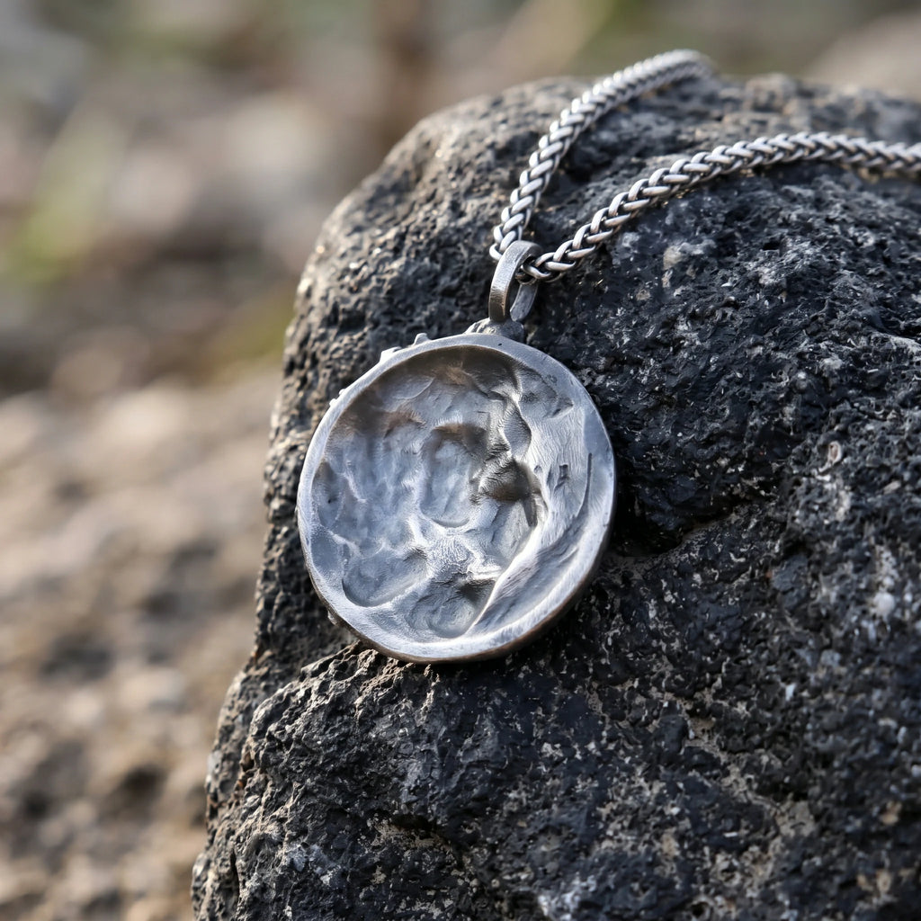 925 Sterling Silver Lion Head Medallion Pendant Embodiment Of Fearless Inner Courage