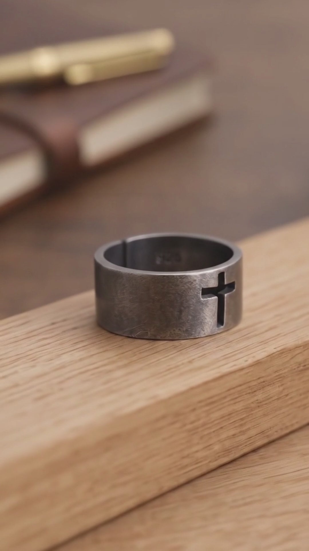 Men‘s 925 Sterling Silver Cutout Cross Ring-Personalizable Engraving Band