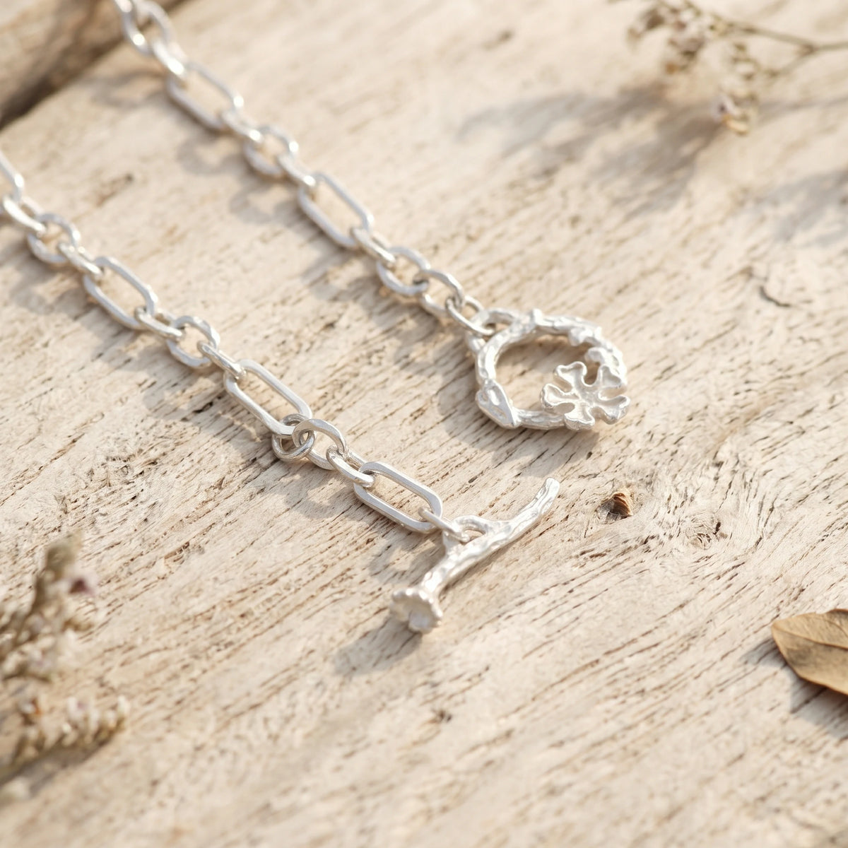 925 Sterling Silver Floral Branch Toggle Clasp Durable Link Chain Bracelet