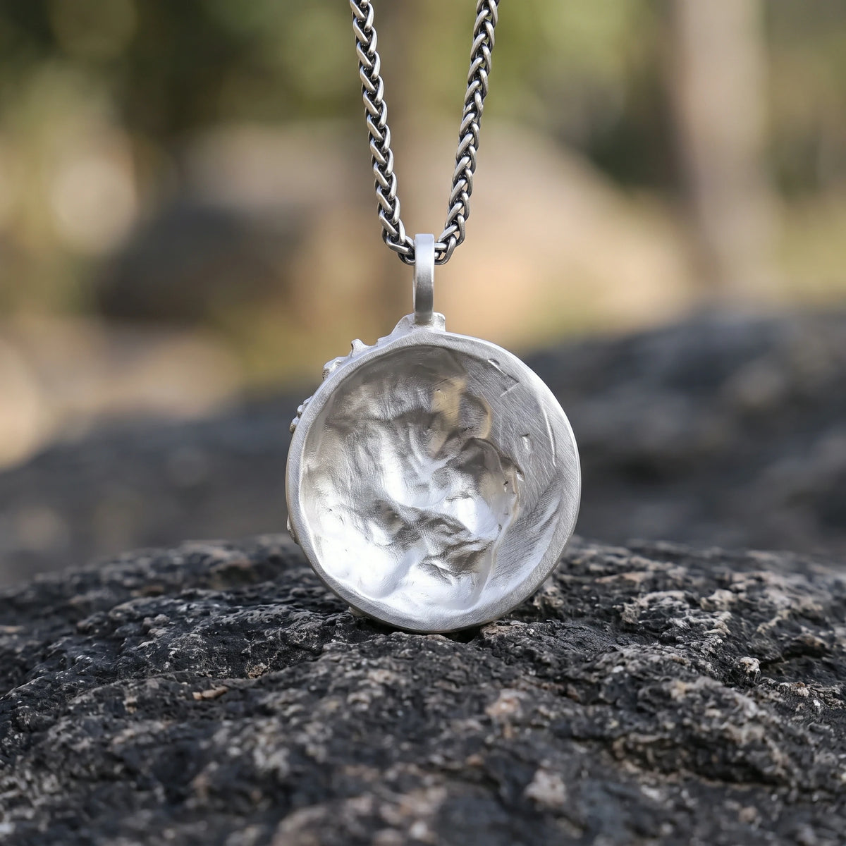 925 Sterling Silver Lion Head Medallion Pendant Embodiment Of Fearless Inner Courage