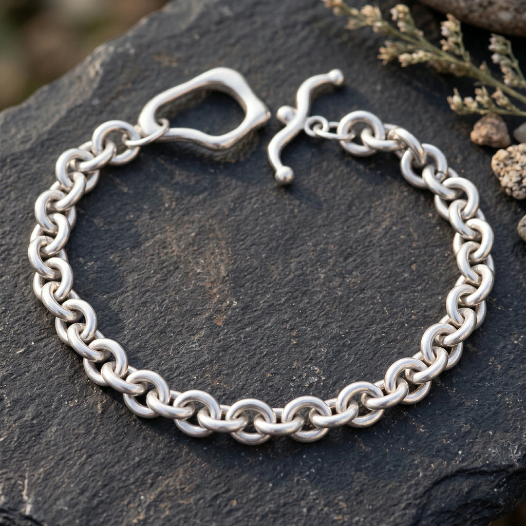 925 Sterling Silver Rolo Chain Bracelet With Artisanal Toggle Clasp For Daily Style